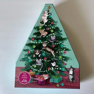 Cats in Trouble Christmas Tree Cat 500 Piece Puzzle